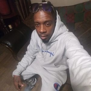 Meet your Posher, Deandre